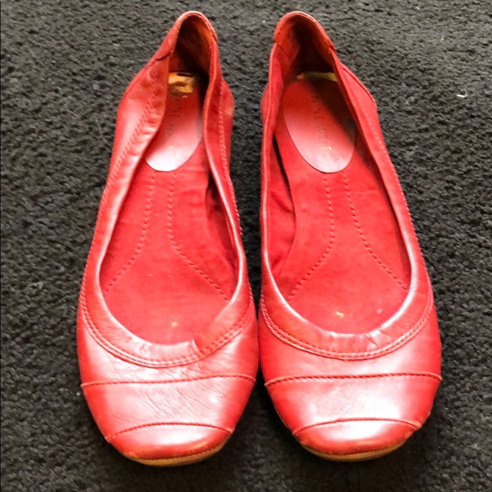 Red Nine West flats